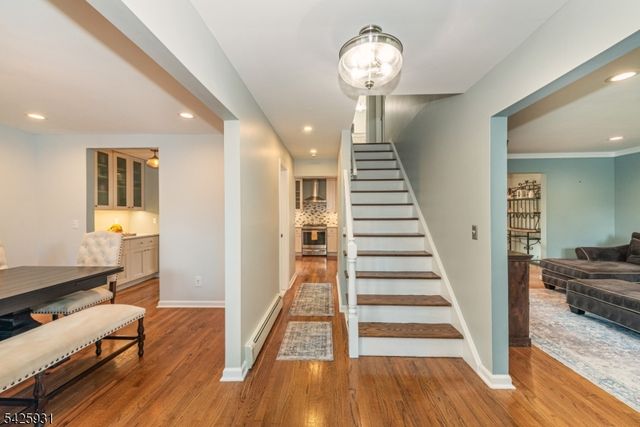 22 Elmwood Rd, Verona Twp., NJ 07044