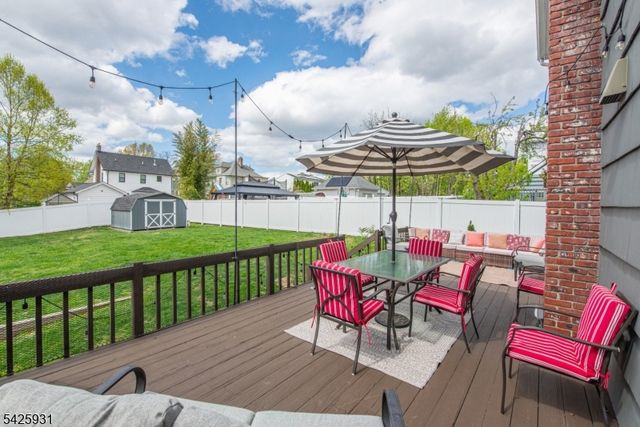 22 Elmwood Rd, Verona Twp., NJ 07044