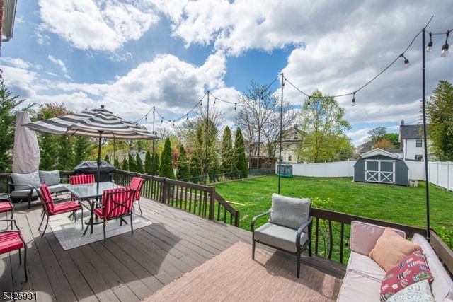 22 Elmwood Rd, Verona Twp., NJ 07044
