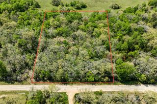 1156 Deerwood DR, Elgin, TX 78621
