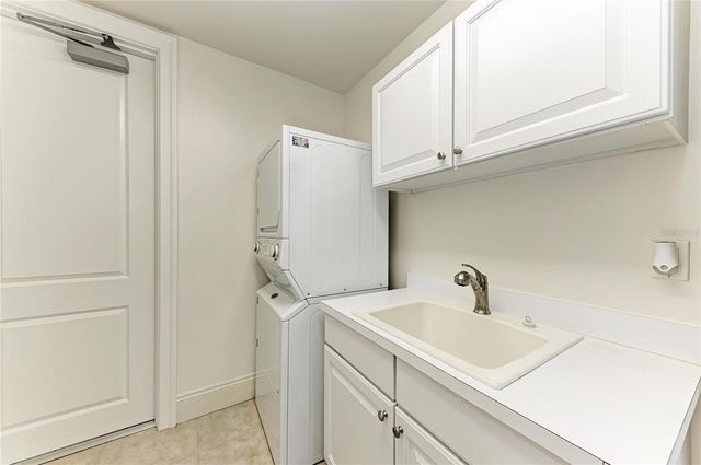 140 RIVIERA DUNES WAY 605, Palmetto, FL 34221