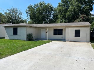 4329 Ridgedale Drive, Mesquite, TX 75150