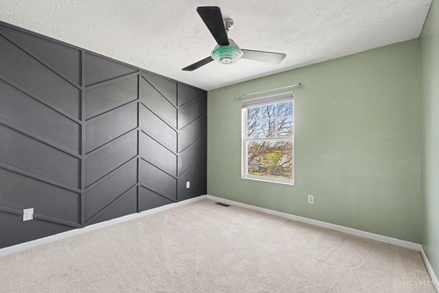 6492 Abingdon Hall, Hamilton Twp, OH 45152