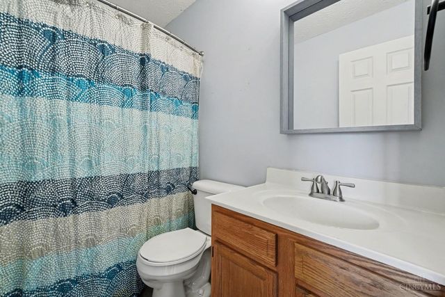 6492 Abingdon Hall, Hamilton Twp, OH 45152