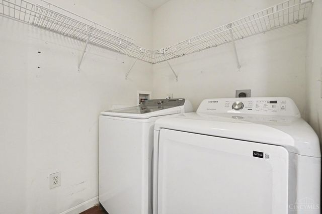 6492 Abingdon Hall, Hamilton Twp, OH 45152
