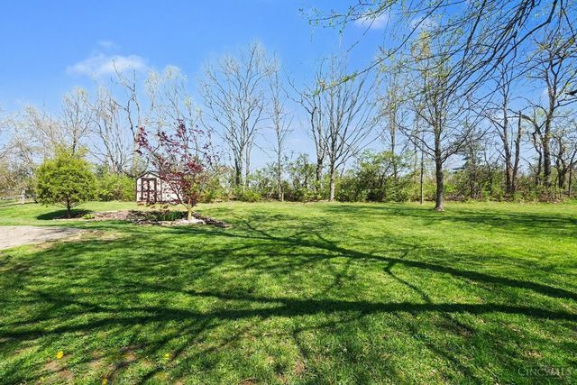 6492 Abingdon Hall, Hamilton Twp, OH 45152