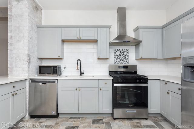 2514 Lothrop Street, Detroit, MI 48206