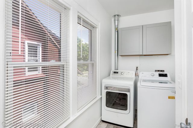 2514 Lothrop Street, Detroit, MI 48206