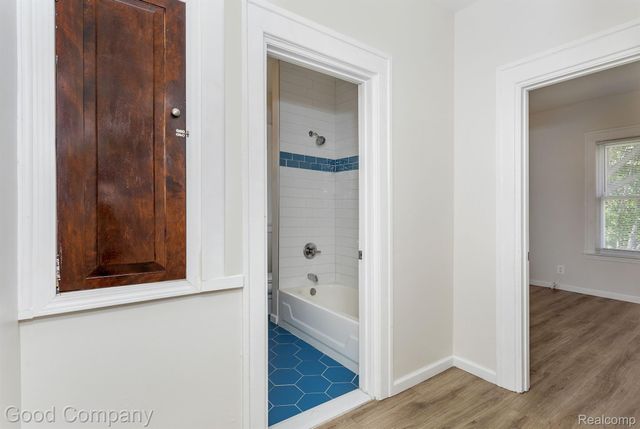 2514 Lothrop Street, Detroit, MI 48206