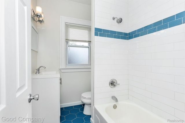 2514 Lothrop Street, Detroit, MI 48206