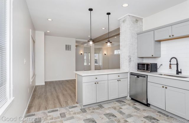 2514 Lothrop Street, Detroit, MI 48206