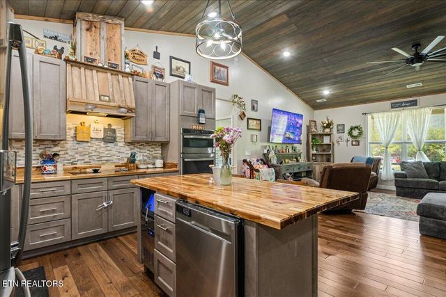 151 Angel Lane, Lafollette, TN 37766