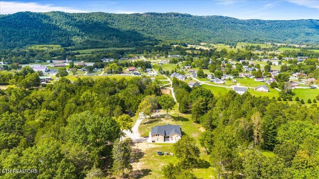 151 Angel Lane, Lafollette, TN 37766