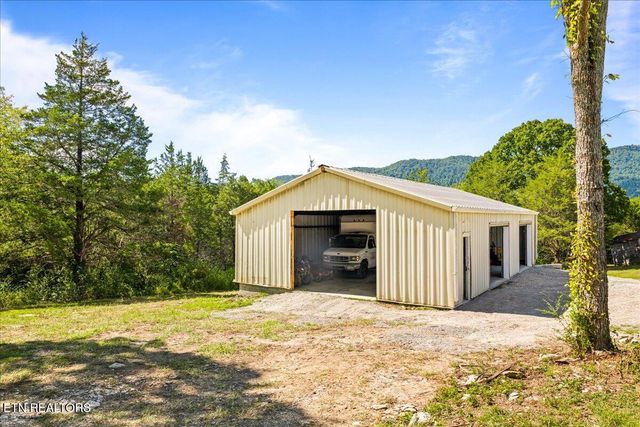 151 Angel Lane, Lafollette, TN 37766