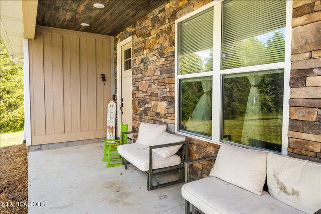 151 Angel Lane, Lafollette, TN 37766