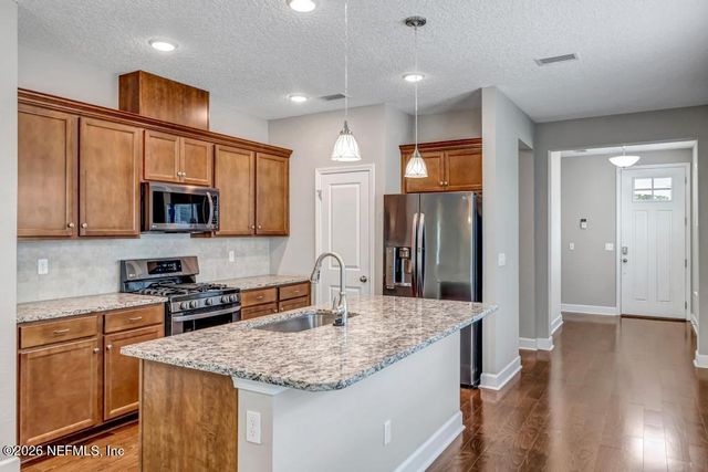 132 VISTA LAKE Circle, Ponte Vedra, FL 32081