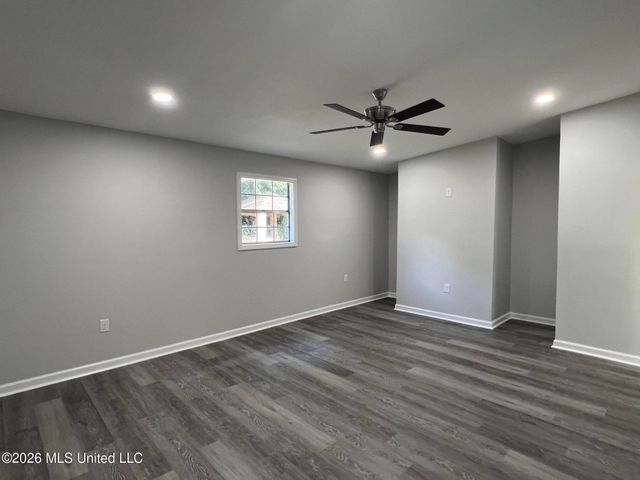5726 Medallion Drive, Jackson, MS 39211