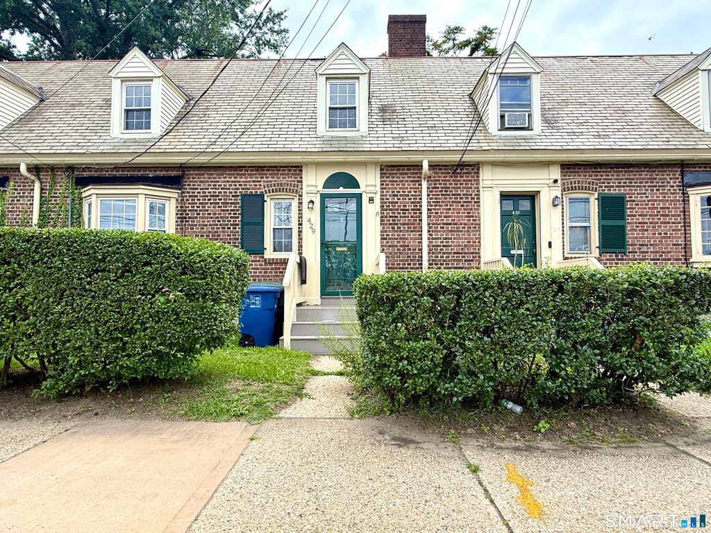 429 Iranistan Avenue, Bridgeport, CT 06604