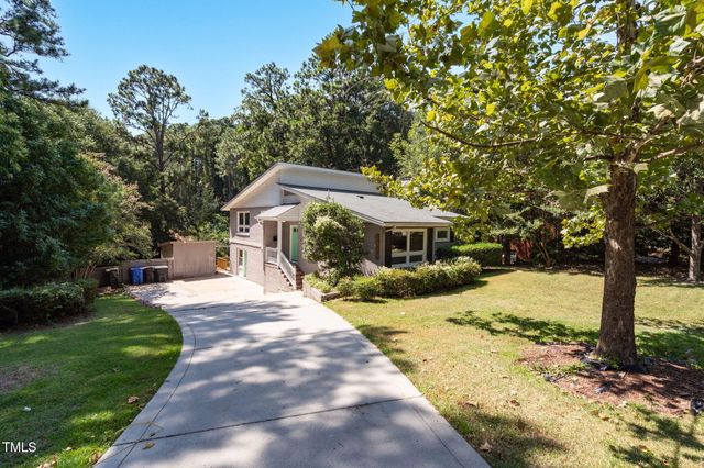2519 Mirror Lake Drive, Fayetteville, NC 28303