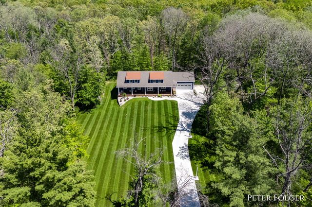 7092 Dagget Road, Howard City, MI 49329
