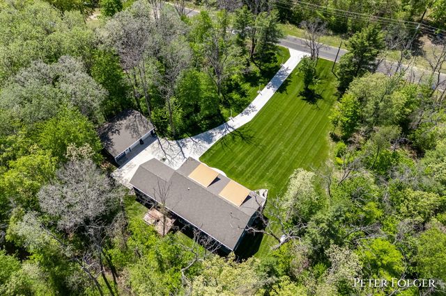 7092 Dagget Road, Howard City, MI 49329