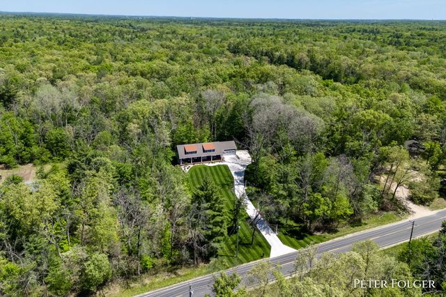 7092 Dagget Road, Howard City, MI 49329
