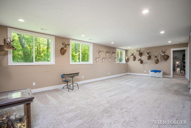 7092 Dagget Road, Howard City, MI 49329