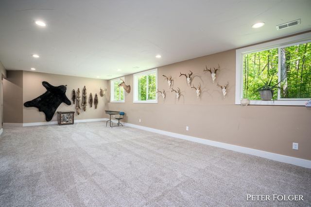 7092 Dagget Road, Howard City, MI 49329