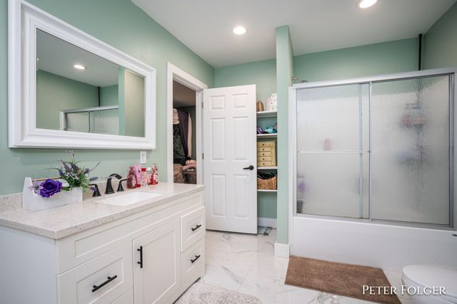 7092 Dagget Road, Howard City, MI 49329