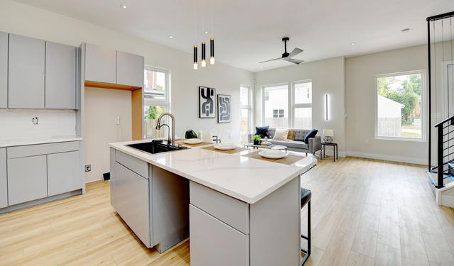 1042 Mcallister Avenue, 44, Columbus, OH 43205