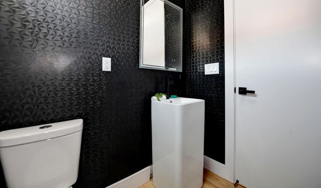 1042 Mcallister Avenue, 44, Columbus, OH 43205