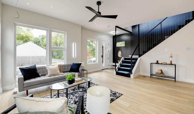 1042 Mcallister Avenue, 44, Columbus, OH 43205