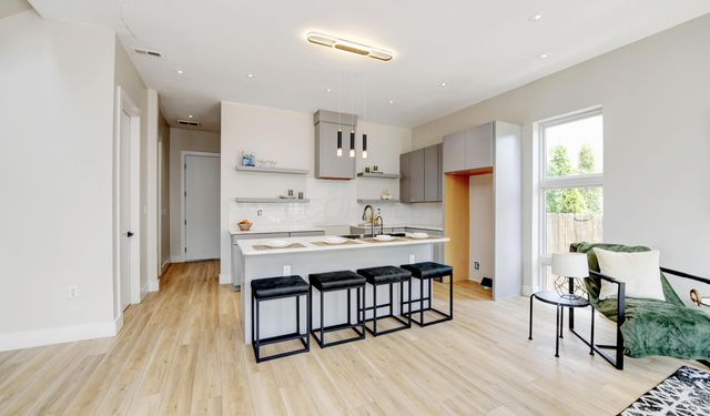 1042 Mcallister Avenue, 44, Columbus, OH 43205