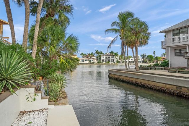 1240 SOLITUDE LANE, Sarasota, FL 34242