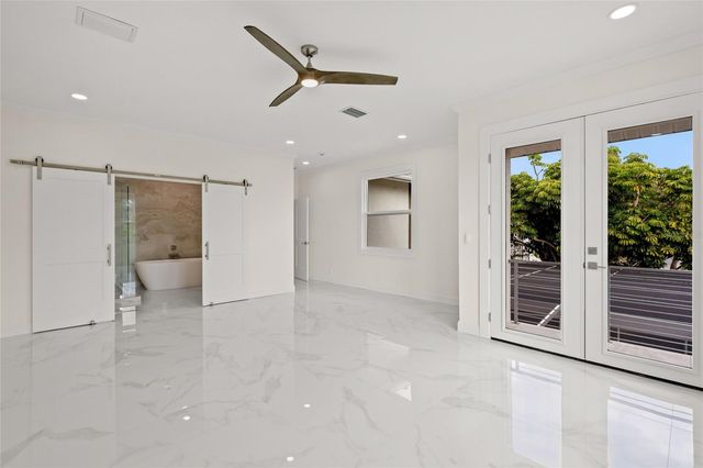 1240 SOLITUDE LANE, Sarasota, FL 34242