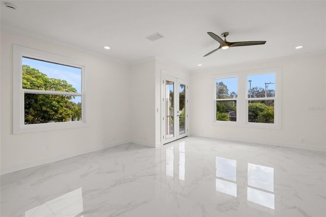 1240 SOLITUDE LANE, Sarasota, FL 34242