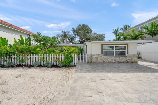 1240 SOLITUDE LANE, Sarasota, FL 34242
