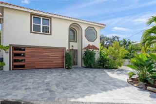1240 SOLITUDE LANE, Sarasota, FL 34242