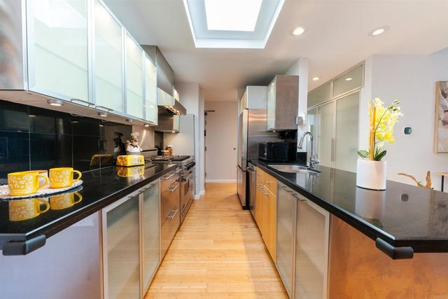 1615 Hotel Circle S D306, San Diego, CA 92108