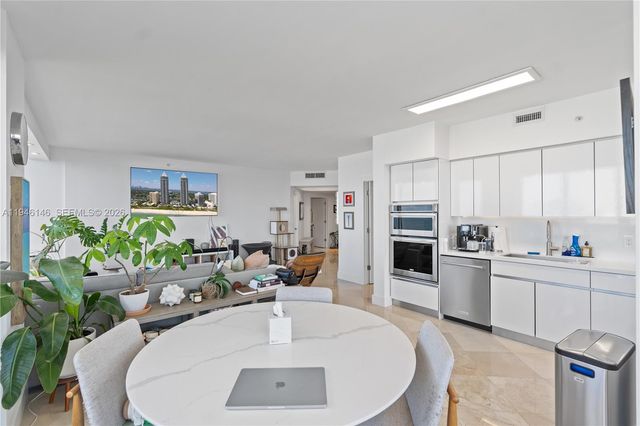 4779 Collins Ave 2607, Miami Beach, FL 33140