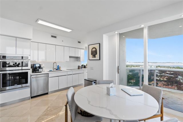 4779 Collins Ave 2607, Miami Beach, FL 33140