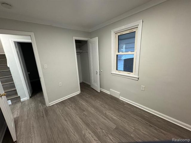 25759 Groveland Street, Roseville, MI 48066