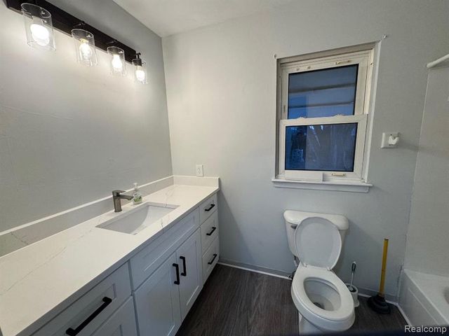 25759 Groveland Street, Roseville, MI 48066