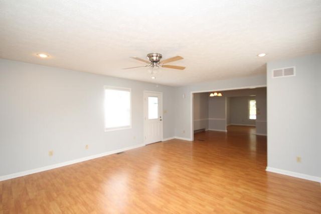 1037 David Drive, Lawrenceburg, KY 40342