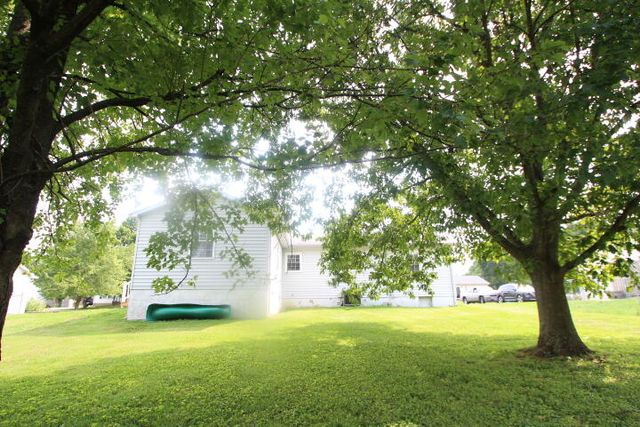 1037 David Drive, Lawrenceburg, KY 40342