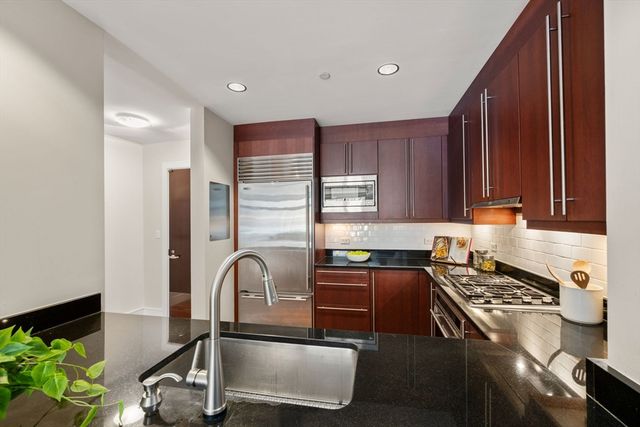 2400 Beacon 102, Boston, MA 02467