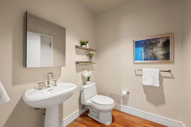 2400 Beacon 102, Boston, MA 02467