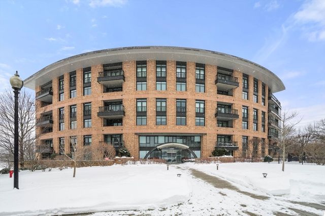 2400 Beacon 102, Boston, MA 02467