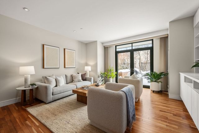 2400 Beacon 102, Boston, MA 02467