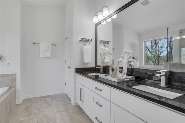 319 Privet Circle, Suwanee, GA 30024